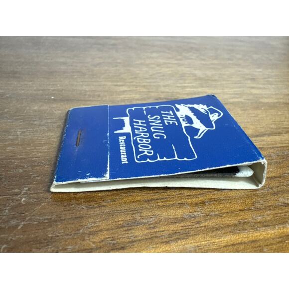 Vintage Matchbook The Snug Harbor Restaurant Fernandina Beach Florida Unstruck - Picture 5 of 6